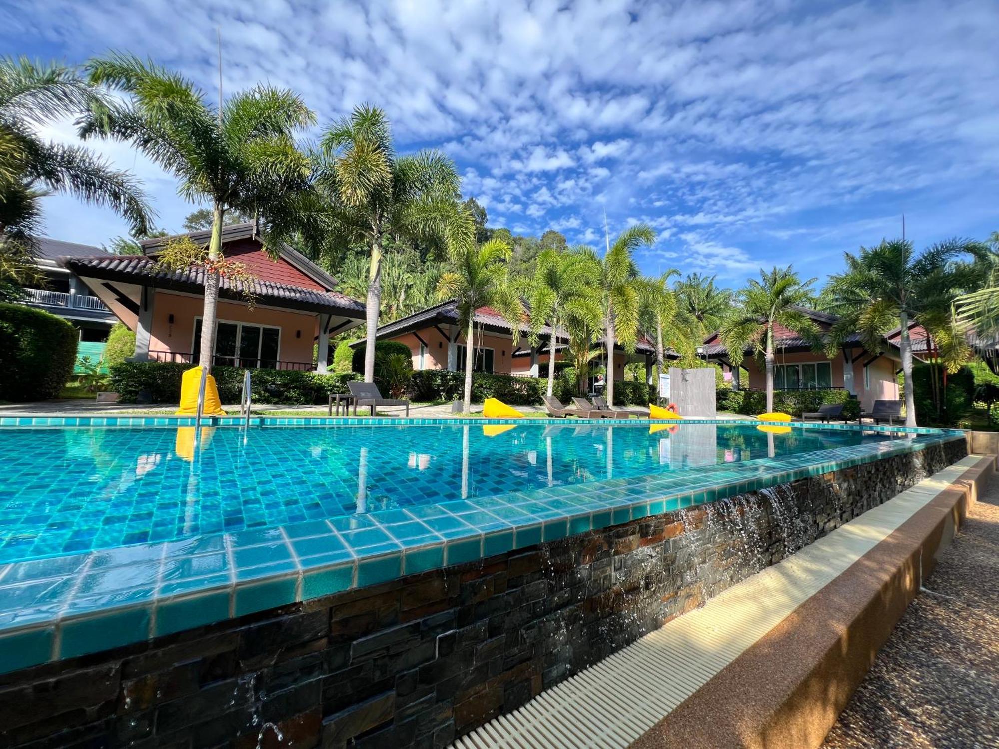 Palm Kiri Aonang Resort Ao Nang Bagian luar foto